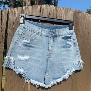 Distressed denim shorts!